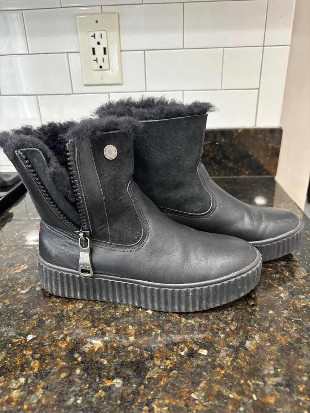 Pajar Black Leather Genuine Sheepskin Lined Winter Boots – US 6-6.5 / EU